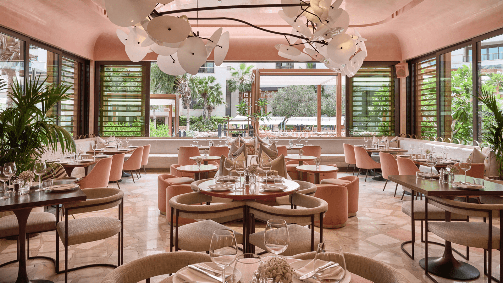 Flamingo Room by tashas