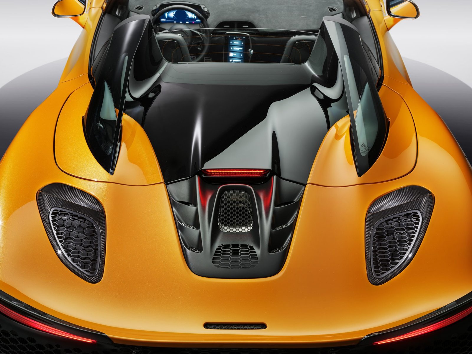 McLaren Artura Spider