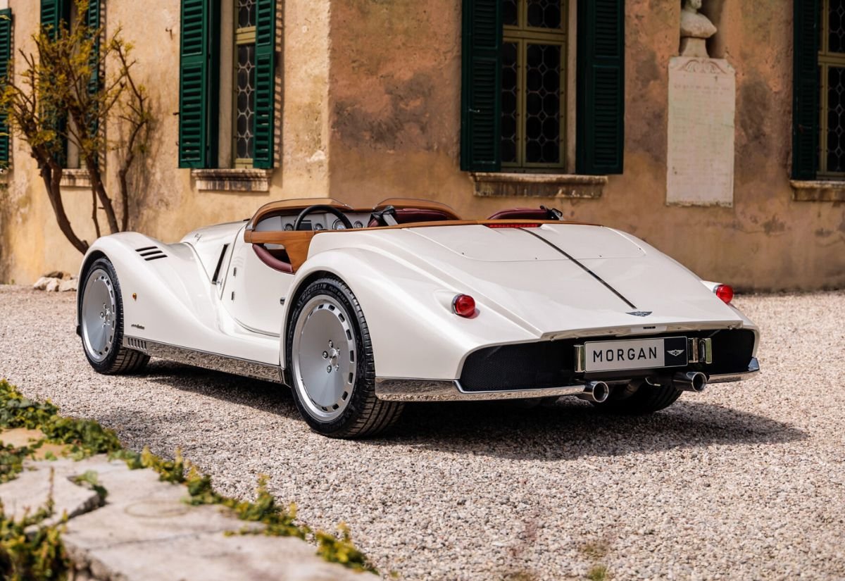 Midsummer by Morgan x Pininfarina